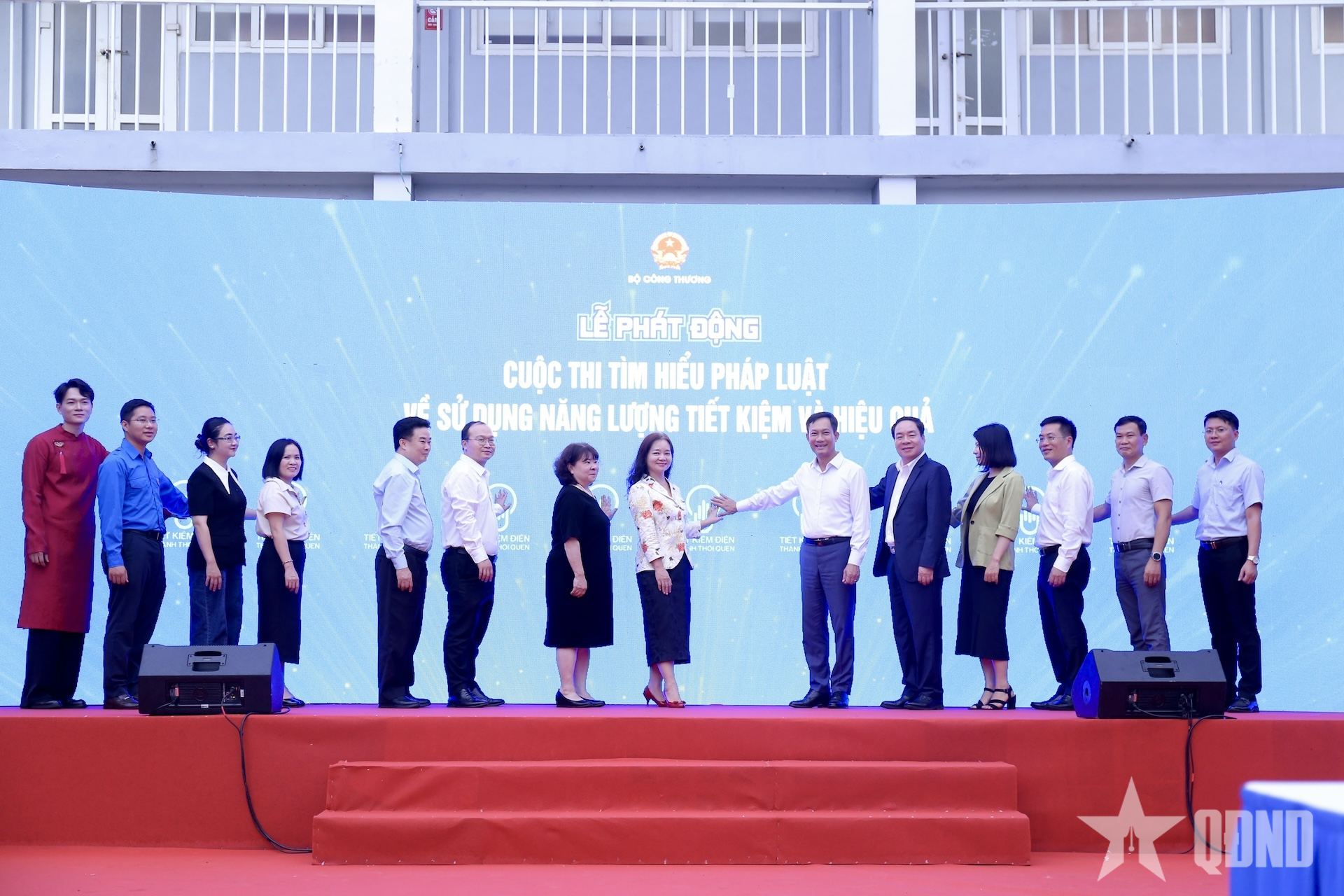 Hiểu luật, để “tiết kiệm điện thành thói quen”